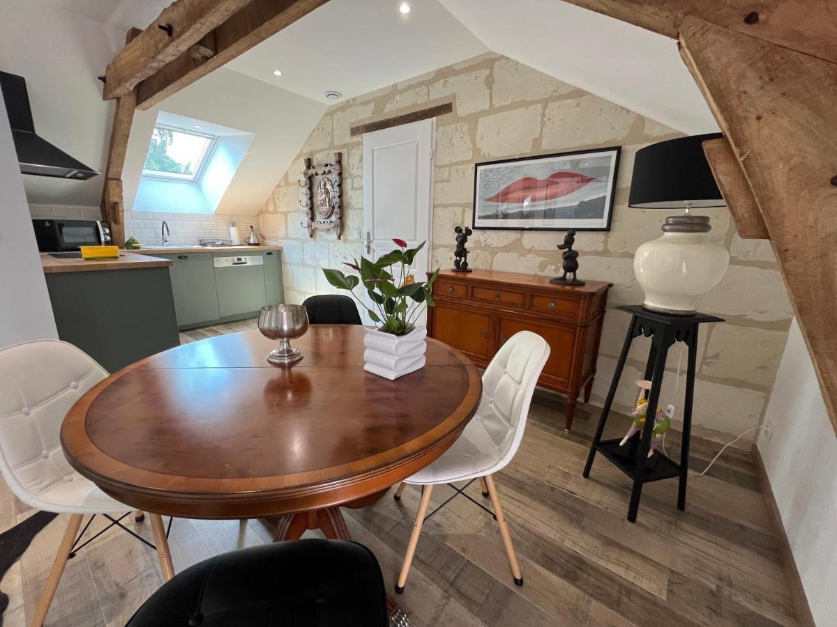 Cave Auger La Maison D'Hotes Restigné Extérieur photo